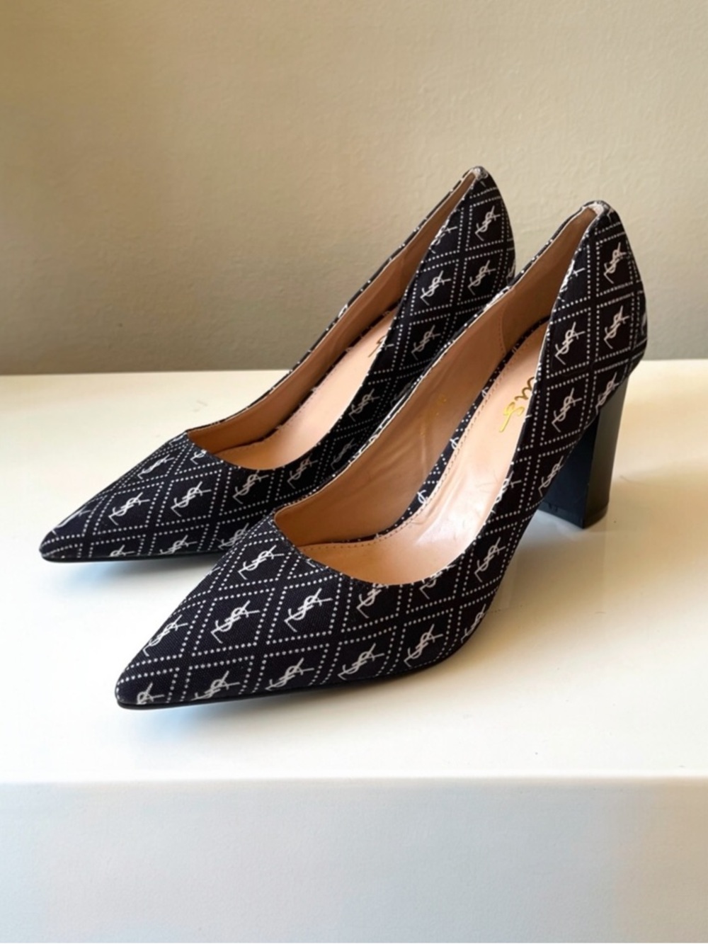LULU’s Pumps heels size 9‎